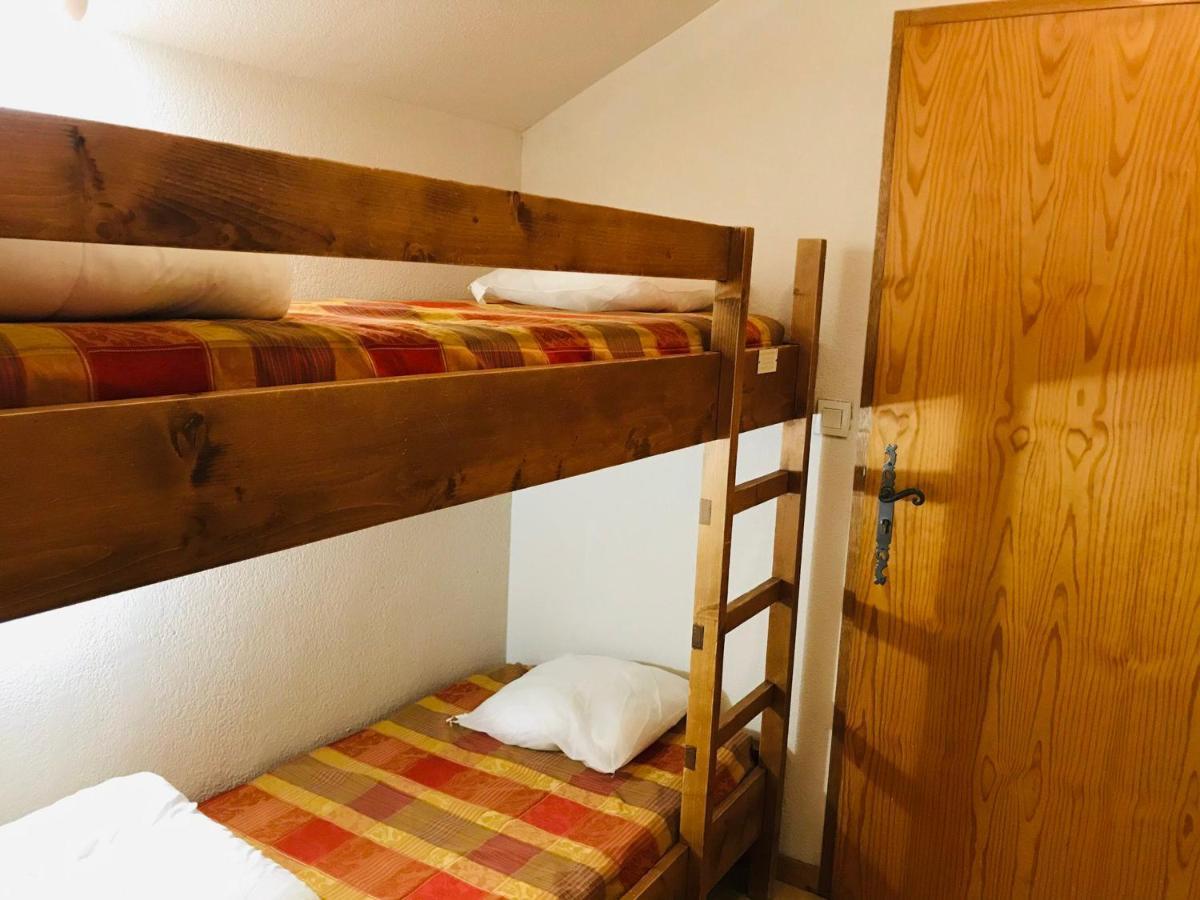 Studio Mansarde Avec Balcon, Piscine Et Parking Souterrain A Samoens - Fr-1-629-92 Zewnętrze zdjęcie